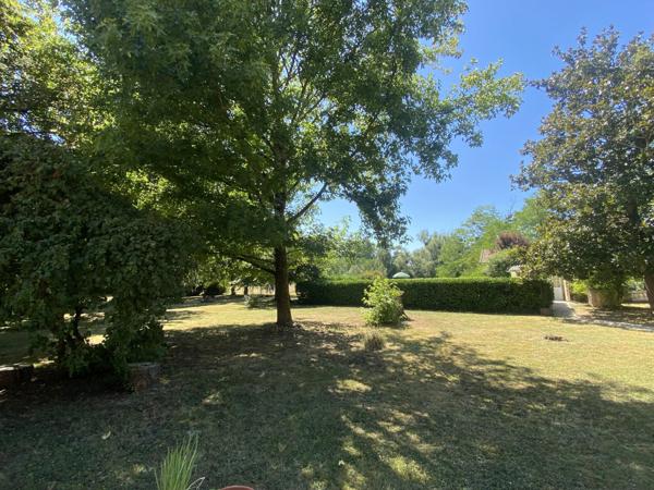 Propriété discrète de 5 chambres, à quelques minutes de Bergerac