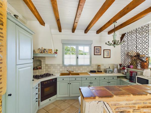 Propriété discrète de 5 chambres, à quelques minutes de Bergerac