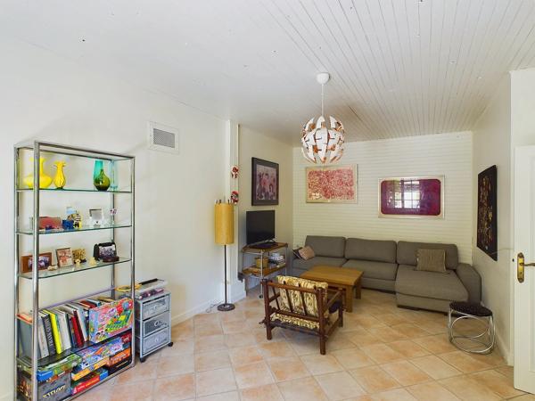 Propriété discrète de 5 chambres, à quelques minutes de Bergerac