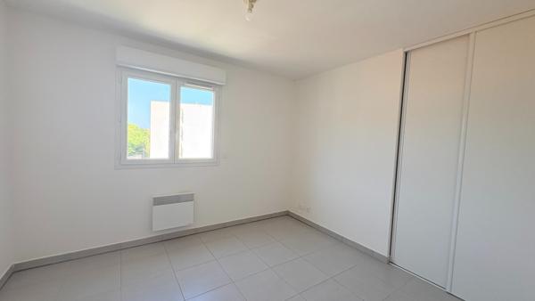 Appartement T3 (71 m²) à louer à BORGO