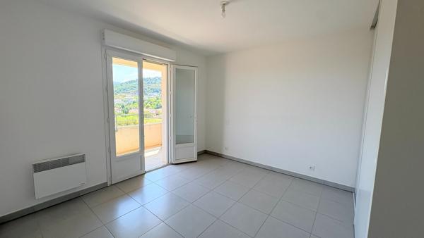 Appartement T3 (71 m²) à louer à BORGO