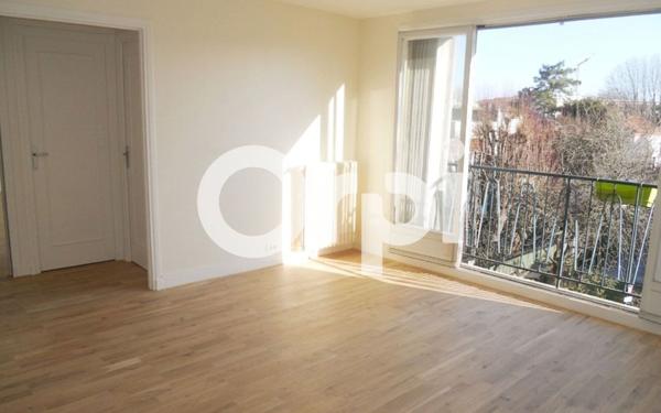 Appartement à louer    1 pièce •  Joinville-le-Pont