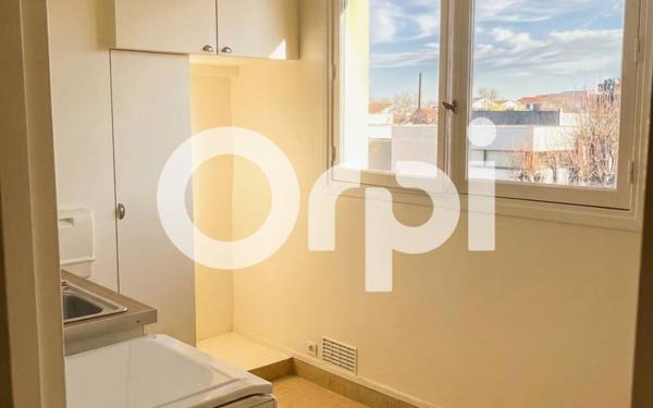 Appartement à louer    1 pièce •  Joinville-le-Pont