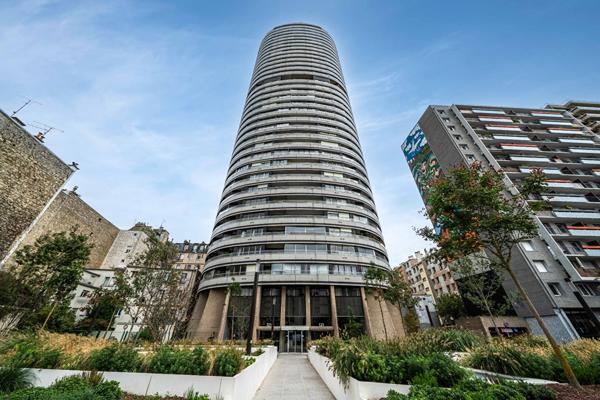 Appartement dans une tour d’architecte avec piscine au dernier étage – quartier Maison Blanche