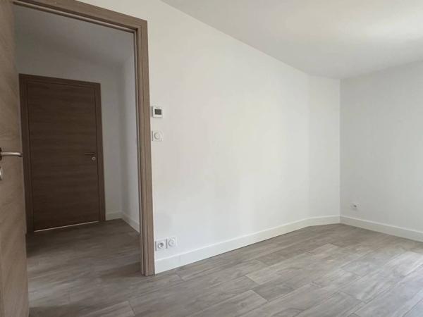 T3 – 62,10 m² + caves 32,10 m² – 2e étage – Centre Saint-Jean-d’Angély