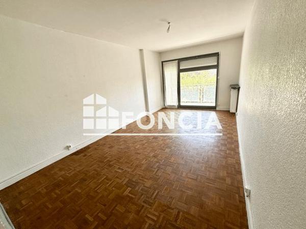 Location Appartement 2 pièces 60.97 m² - LE BELLERIVE Guilherand Granges 07500