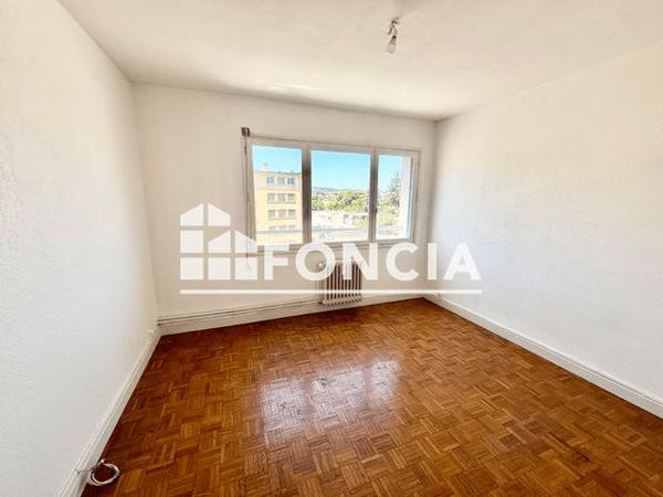 Location Appartement 2 pièces 60.97 m² - LE BELLERIVE Guilherand Granges 07500