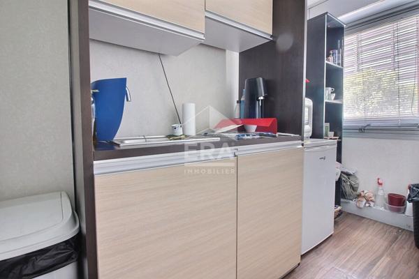 BUREAUX ou deux T3 CLICHY 121M2