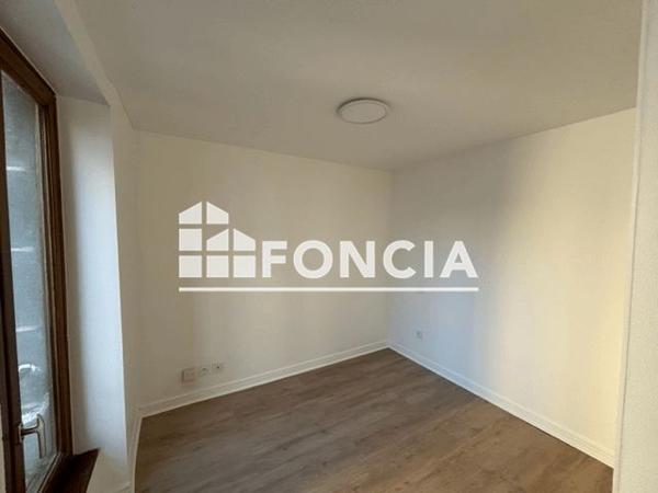 Location Studio 17.49 m² - 17 RUE DES PETITS GRAS Clermont Ferrand 63000