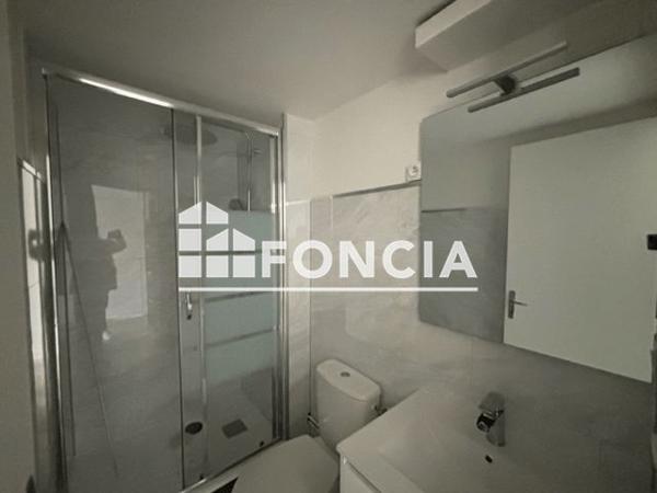 Location Studio 17.49 m² - 17 RUE DES PETITS GRAS Clermont Ferrand 63000