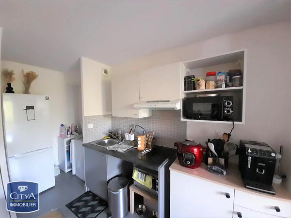 Appartement à louer 2 pièces 48.01m² Joué-lès-Tours (37300)