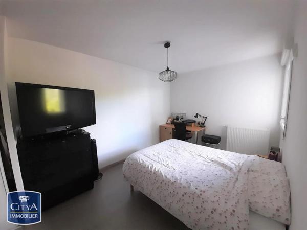 Appartement à louer 2 pièces 48.01m² Joué-lès-Tours (37300)
