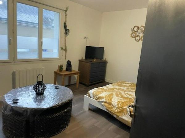 Immeuble à NOYEN-SUR-SARTHE, 72430 - 200m²