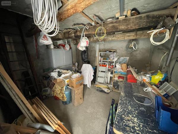 Maison de ville à vendre à Valensole dans les Alpes-de-Haute-Provence (04210), ref : 025/1905   
Centre ville