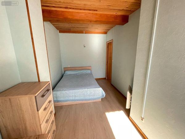 Maison de ville à vendre à Valensole dans les Alpes-de-Haute-Provence (04210), ref : 025/1905   
Centre ville