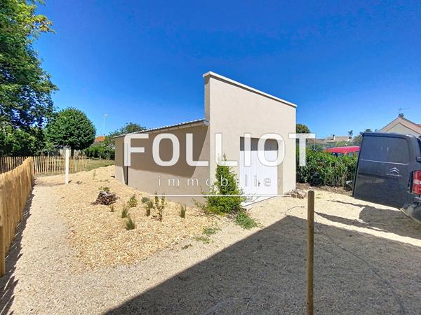 A VENDRE COURSEULLES SUR MER, APPARTEMENT 4 pièces , 3 chambres, 300 mètres de la mer