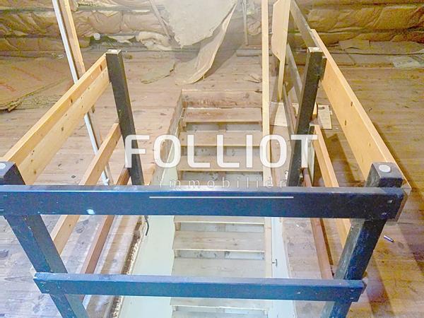 A VENDRE COURSEULLES SUR MER, APPARTEMENT 4 pièces , 3 chambres, 300 mètres de la mer