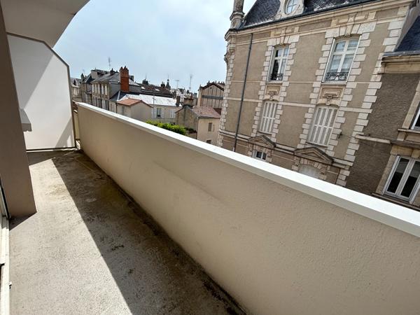 Appartement Poitiers – 1 pièce – 35.66 m2