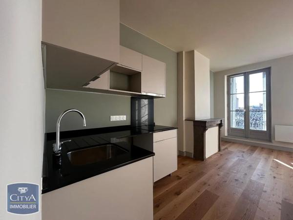 Appartement à louer 2 pièces 41.8m²