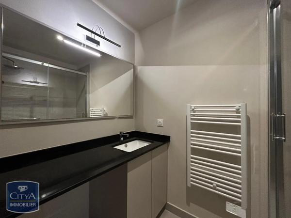 Appartement à louer 2 pièces 41.8m²