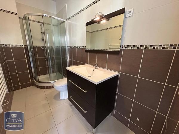 Appartement à louer 3 pièces 64m²