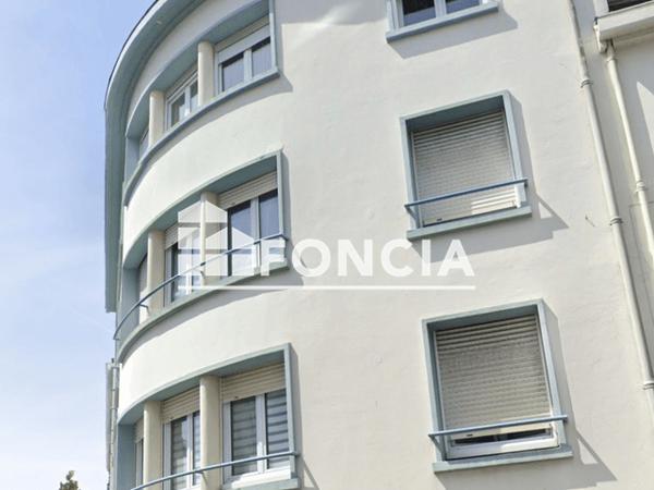 Location Appartement 3 pièces 66.3 m² - 55 RUE LAZARE CARNOT Lorient 56100