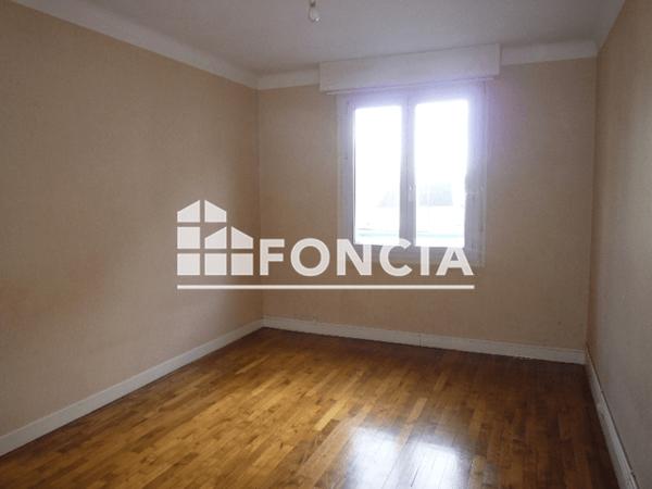 Location Appartement 3 pièces 66.3 m² - 55 RUE LAZARE CARNOT Lorient 56100