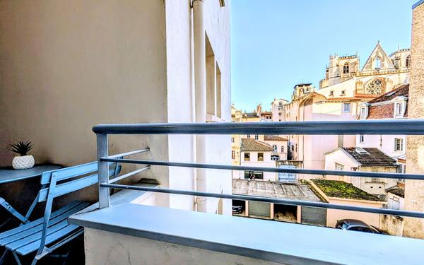 Appartement à vendre    3 pièces • 57 m2 Lyon 5