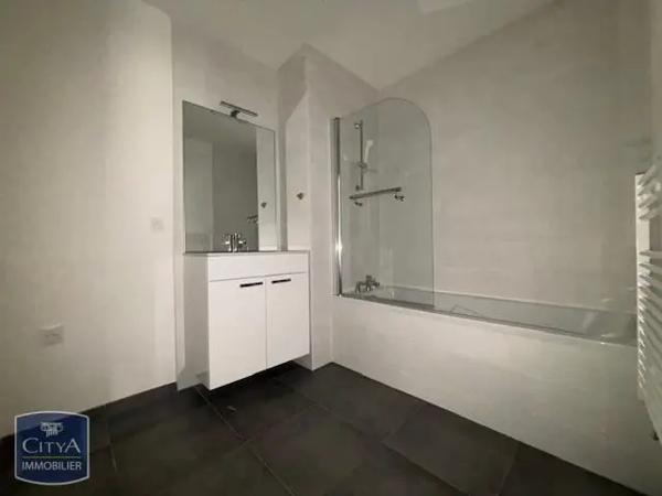 Appartement à louer 3 pièces 62.35m² Nancy (54000)