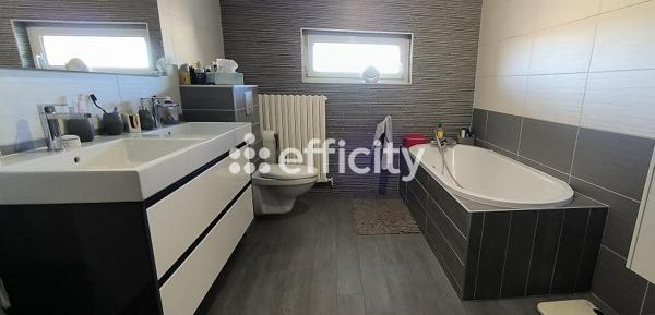 Maison 8 pièces - 169 m²