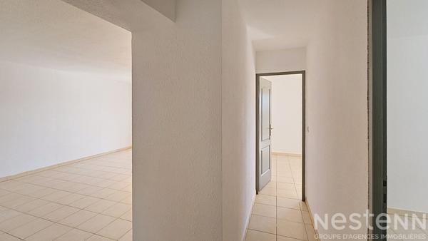 Appartement T3 en rez de chaussée avec terrasse et jardin sur St Maximin