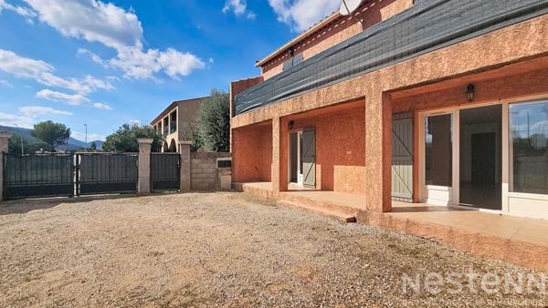 Appartement T3 en rez de chaussée avec terrasse et jardin sur St Maximin