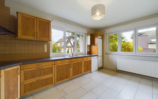 Maison à louer    7 pièces •  Illkirch-Graffenstaden