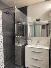 A 1' du Métro PVC Apt 3 Pièces, 2 chambres, 2 Balcons, Cave, Parking. 345 000 €