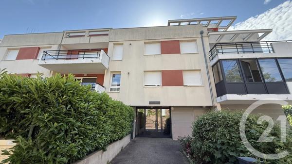 Appartement F3 à vendre  3 pièces - 60,50 m 2   ST DIE DES VOSGES  - 88