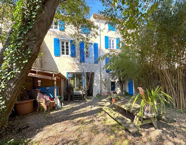 Maison 11 pièces - 265 m²