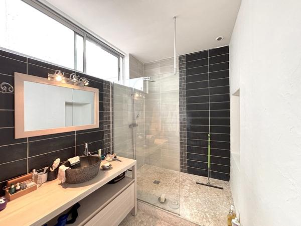 Maison 11 pièces - 265 m²