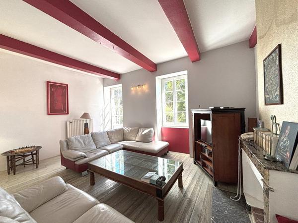 Maison 11 pièces - 265 m²