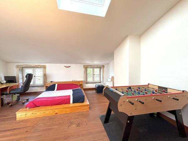 Maison 11 pièces - 265 m²