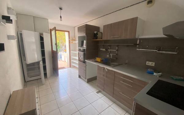 Appartement à louer    3 pièces •  Le Castellet