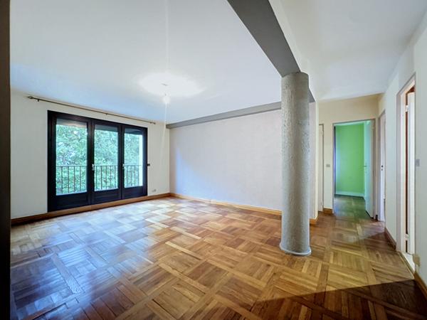 Appartement 92 m2 résidence soignée - cadre verdoyant