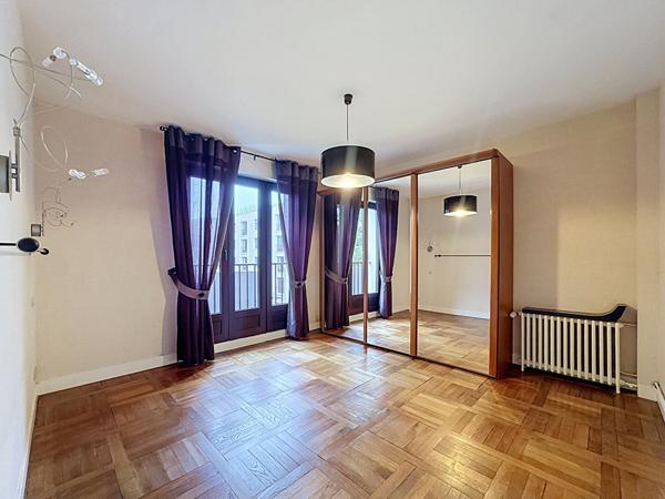 Appartement 92 m2 résidence soignée - cadre verdoyant