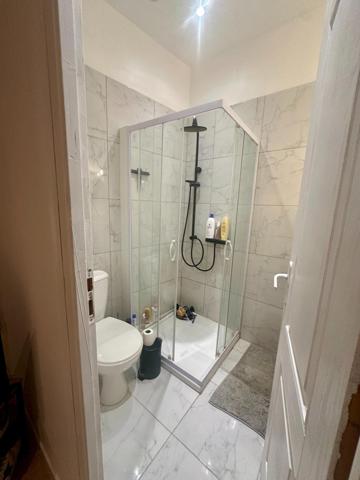 Maison de caractère en pierre – charme ancien & confort moderne