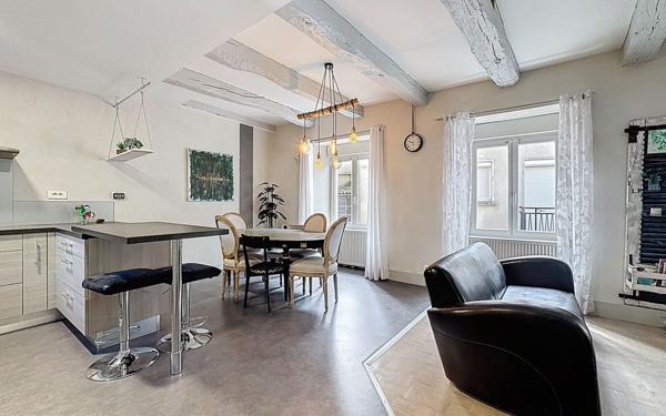 Maison à vendre    5 pièces •  Laissac