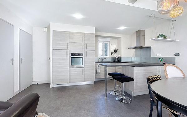 Maison à vendre    5 pièces •  Laissac