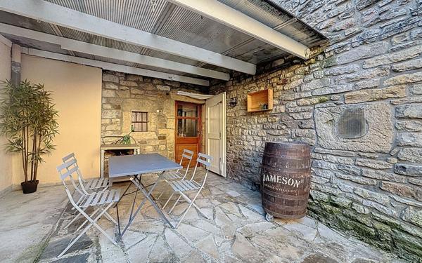 Maison à vendre    5 pièces •  Laissac