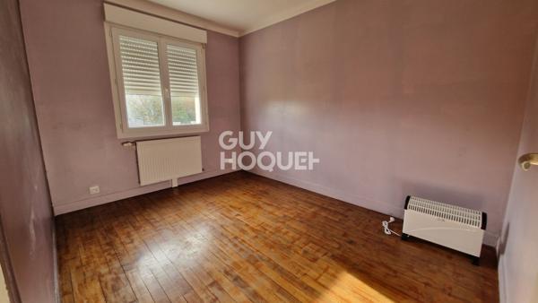 Maison de 4 pièces principales sur sous sol, en parfait état