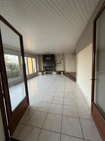 Maison à vendre à Cholet dans le Maine-et-Loire (49300), ref : 49055-84   
Mocrat