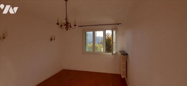 Besançon, Quartier Saint Claude, T2 37 m² 4éme étage