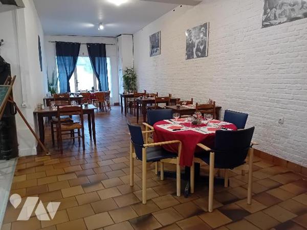 cause retraite, vds fds commerce "bar-restaurant":  bar, restaurant, cuis, sanitaire. Maxi 110 cts.